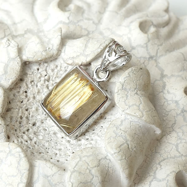 楽天市場】太陽ルチル ペンダント（占い・開運・風水・パワーストーン