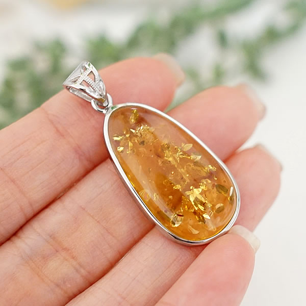 【一点物】 アンバーAAAAA 琥珀 ロシア産 ペンダント ネックレス 天然石 パワーストーン フラワーアン..