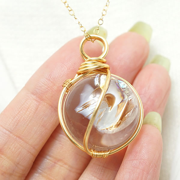 【一点物】アイリスクォーツ レインボー水晶AAAAA ブラジル産 虹り水晶 レインボークォーツ ペンダント..