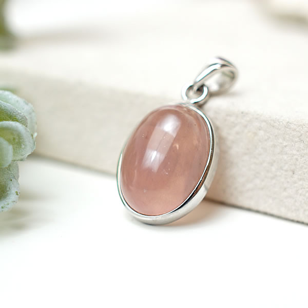 【一点物】ローズクォーツAAAAA ディープローズクォーツ マダガスカル産 ペンダント ネックレス 天然石..