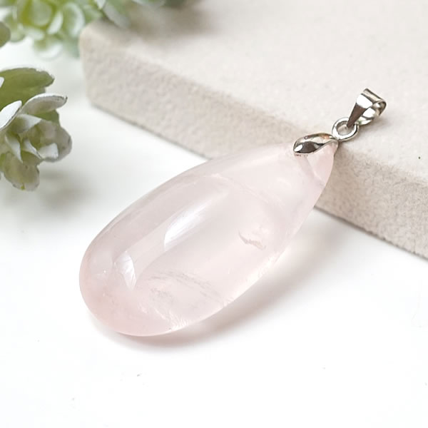 【一点物/最上級】ローズクォーツAAAAA マダガスカル産 ペンダント ネックレス ドロップ型 天然石 パワーストーン SV925 紅水晶 宝石質