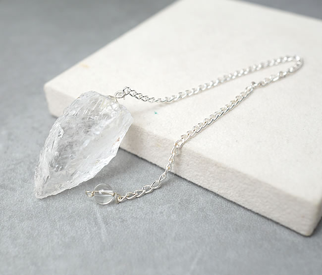 【オススメ】ヒマラヤ水晶 ペンデュラム ハンマーロック型 ペンジュラム ラフロック 原石天然石 パワーストーン クリスタルクォーツ 4月の誕生石 水晶 振り子 ペンデュラス ペンジュラス ダウジング