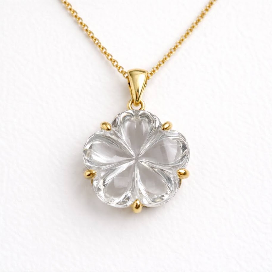 乐天商城 - 水晶 ペンダント ネックレス フラワー 花 クリスタルクォーツ 天然石 パワーストーン ゴールド 18KGP お守り 開運 浄化 魔除け 厄除け つけっぱなし レディース 女性