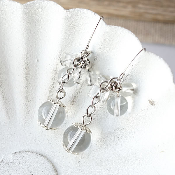 水晶 ピアス 誕生石 天然石 パワーストーン フックピアス ハンドメイドアクセサリー クリスタルクォーツ 4月の誕生石