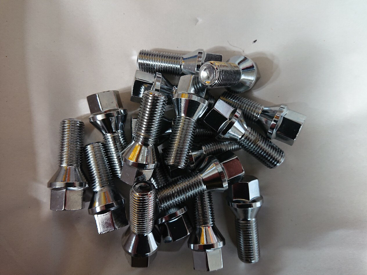 メッキボルト テーパー 14x1．5 首下28mm