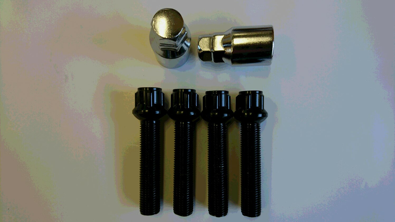 ブラックロックボルト　13R14x1．5　首下25mm〜60mm