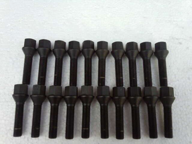 ブラックボルト テーパー12x1．5 40mm