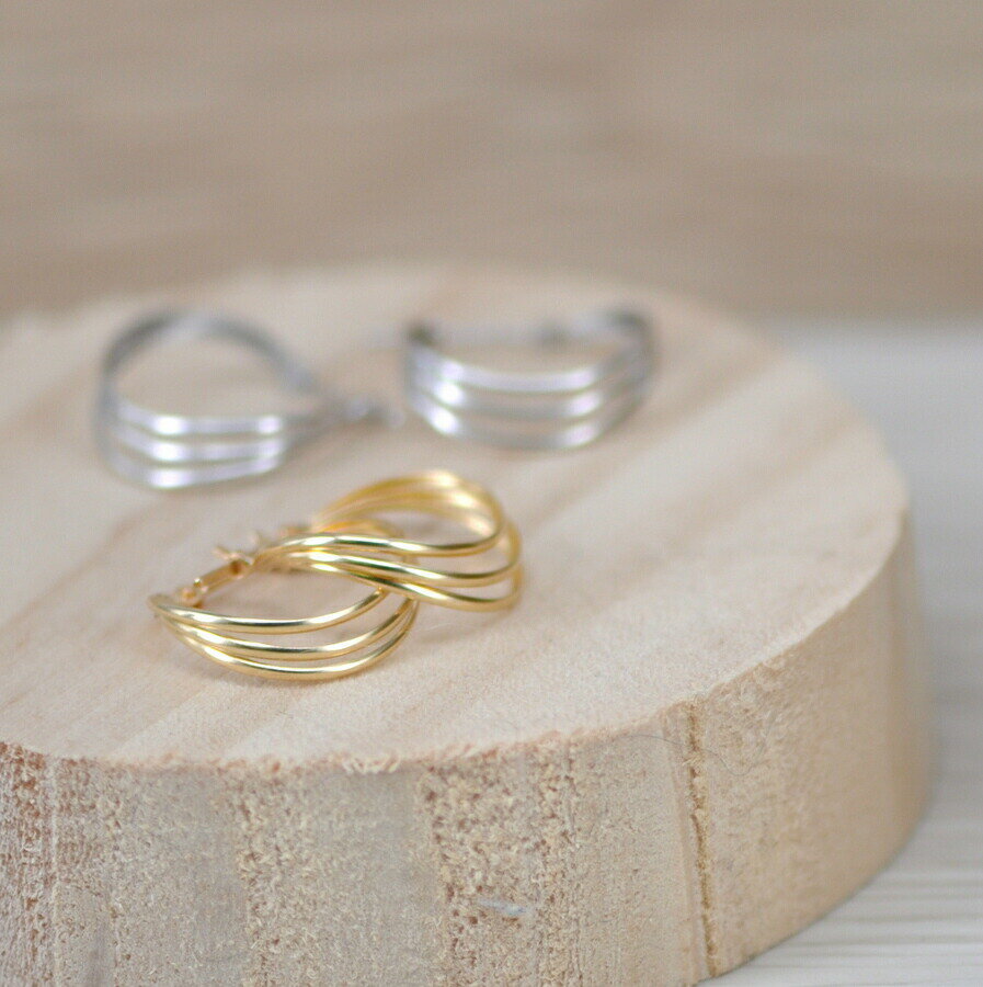 【即納可】 地金 ピアス プチ ギフト プレゼント 女性 18金 イエローゴールド k18 ホワイトゴールド 18k シンプル フープ フープピアス 3連 金属アレルギー 対応 ワンタッチ デザインピアス ホワイトデー 日本製 スキンジュエリー お守り 大人 小さめ オフィス ピアス 16mm