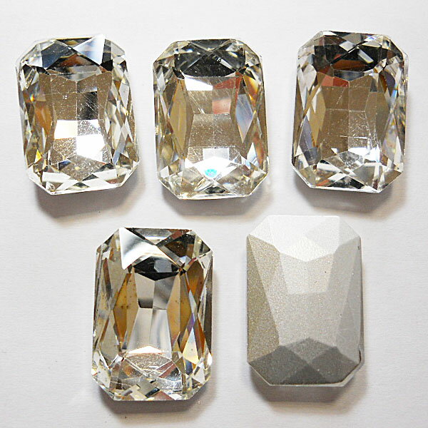 【メール便OK】高級ガラスファンシーストーン　ビジューラインストーン13S　クリスタル　長方形　18×27..