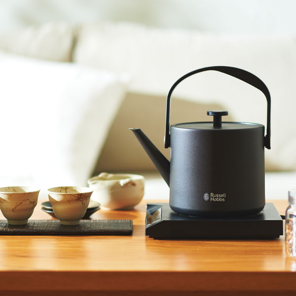 楽天市場 電気ケトル おしゃれ ケトル 温度調節 600ml 電気ポット ポット やかん 湯沸かしポット 珈琲 コーヒー お茶 煎茶 白湯 ミルク 調乳 赤ちゃん シンプル モノトーン ハンドドリップ ラッセルホブス 御祝 贈り物 ギフト 黒 白 Russell Hobbs T Kettle ママチー