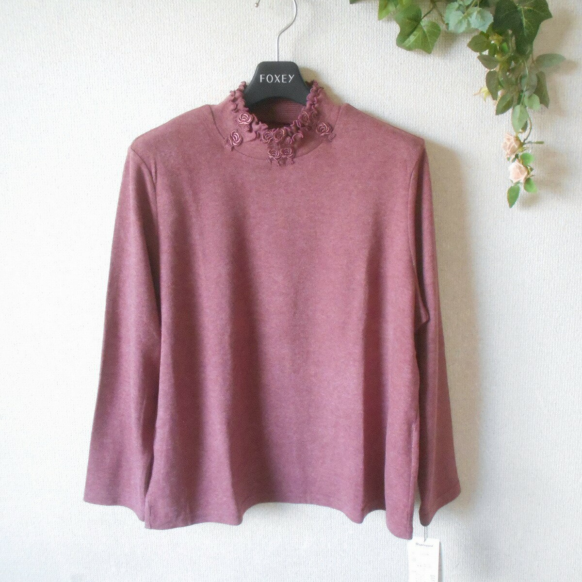 【中古】新品 タグ付き アンプラグド unplugged 薄手 ハイネック セーター LL レディース 秋 冬 未使用..