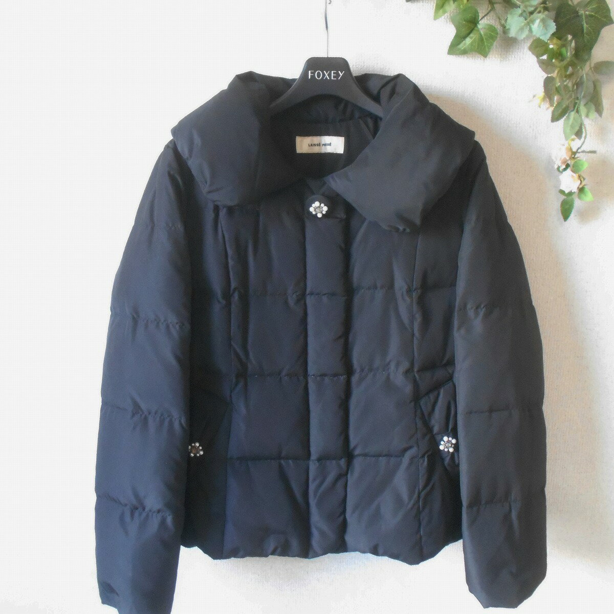 Rakuten - 【中古】レッセパッセ LAISSE PASSE ダウン ジャケット レディース 38 冬 黒 キラキラ 装飾付き