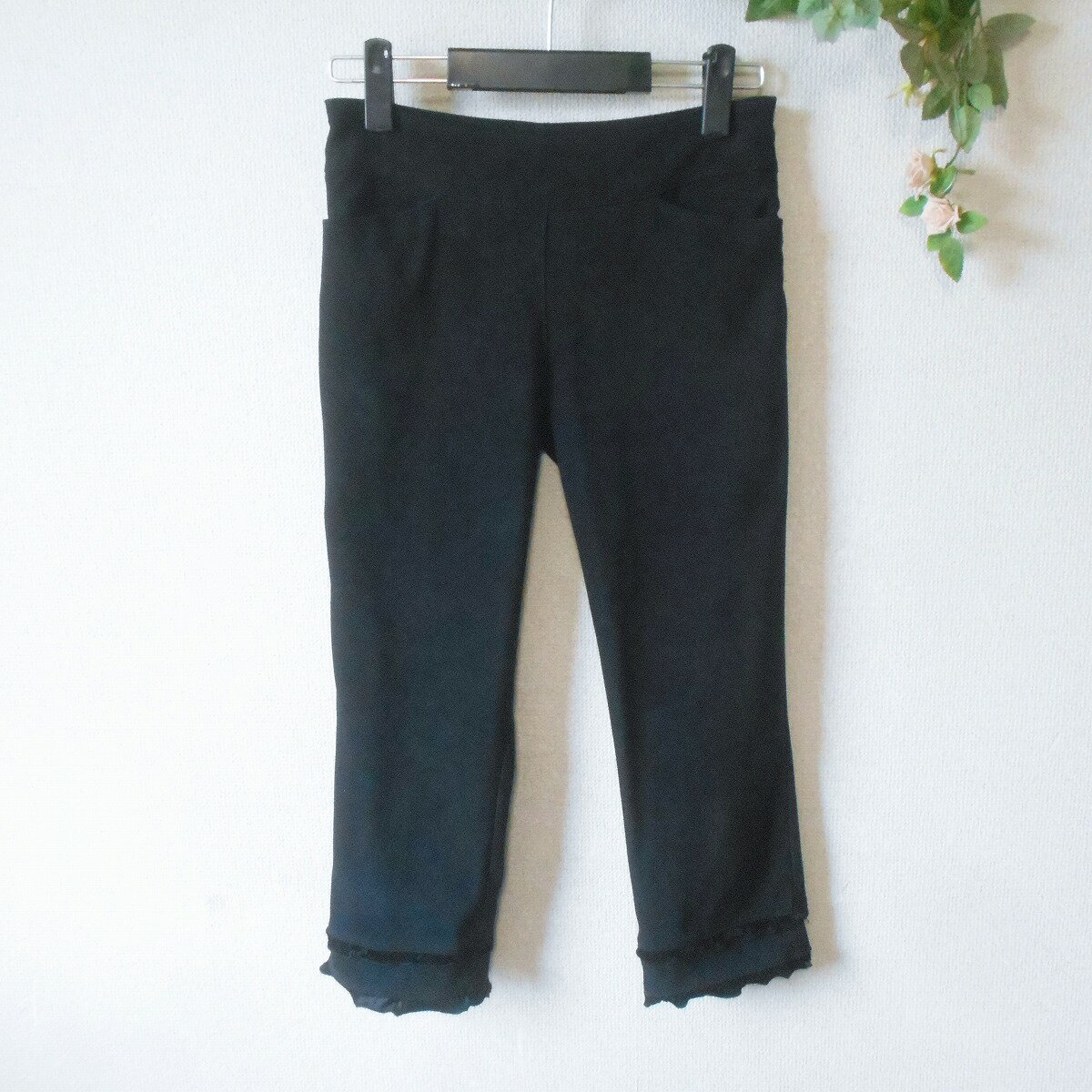 Rakuten - 【中古】レストローズ LEST ROSE パンツ 2 クロップドパンツ レディース 秋 冬 ベロア フリル 黒