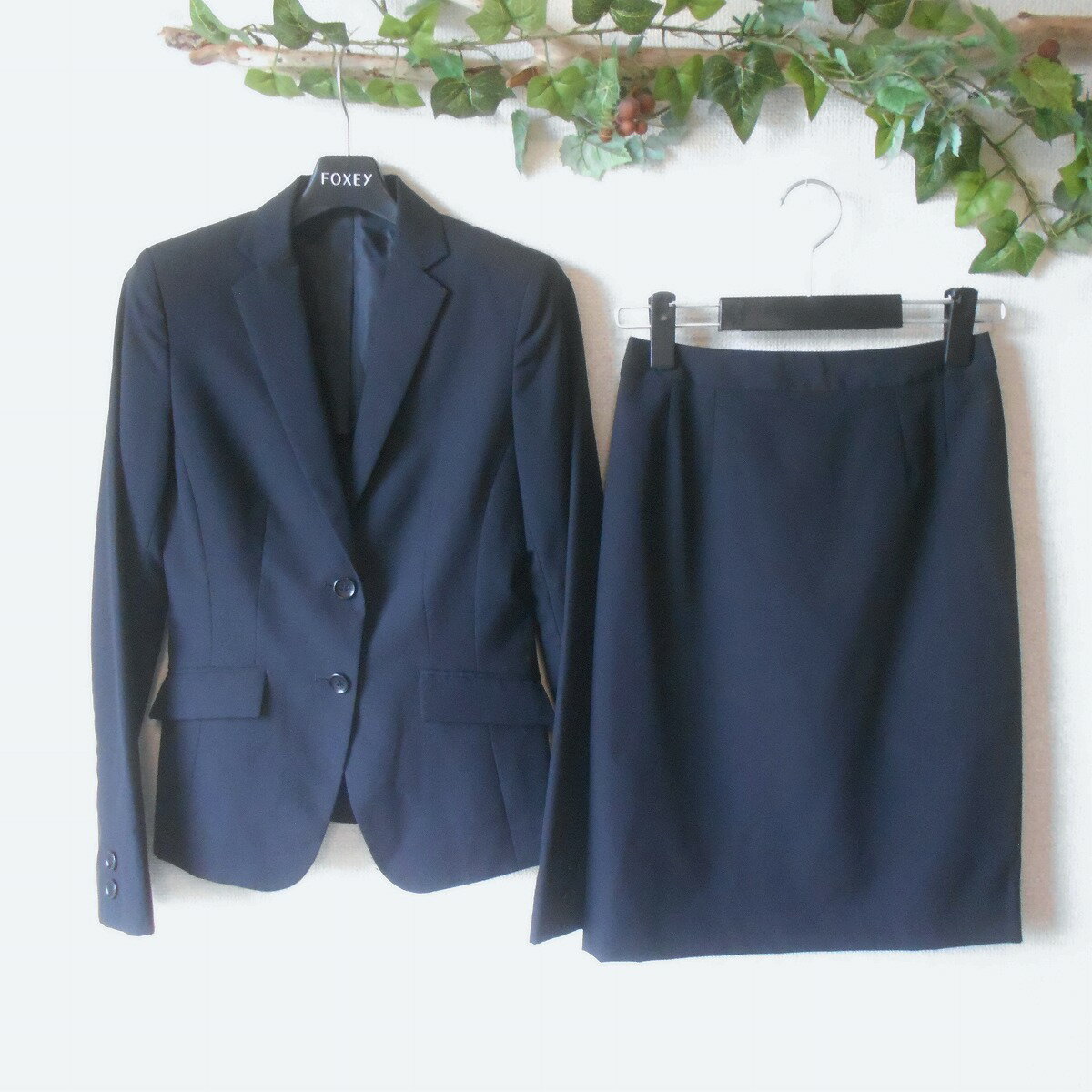 【中古】コムサイズム COMME CA ISM スーツ ブラック フォーマル 上下セット ジャケット スカート S 春 秋 黒 レディース