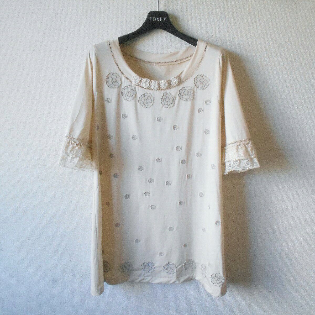 【中古】インゲボルグ INGEBORG チュニック ワンピース 9 夏 お花 モチーフ & 刺繍 入り 5分袖