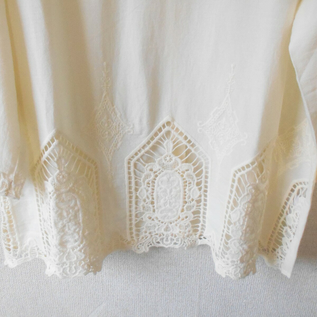 【中古】新品 タグ付き グローバルワーク GLOBAL WORK ブラウス 7分袖 M レディース 夏 カットワーク 刺繍 未使用 mamapocket-10004281 ママポケット サンプル画像3