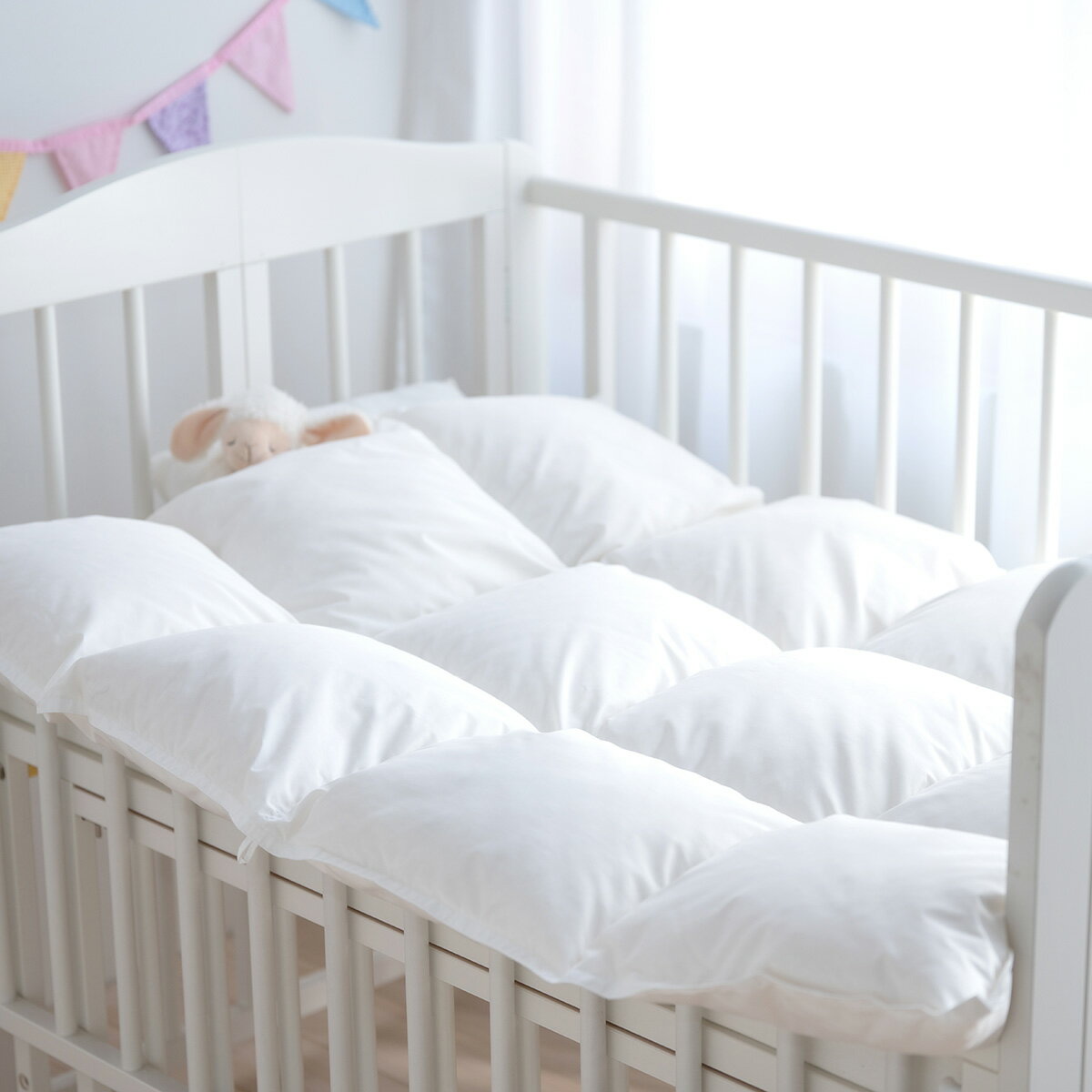 12/1限定★11％OFFクーポン 西川 西川産業 ベビー布団 日本製 ホワイトダウン85%！ 詰め物量200g ふんわり暖か！春 羽毛ふとん 秋ベビー 羽毛布団 ウォッシャブル(ベビー用）/洗えるベビー 羽毛布団 赤ちゃんベビー 2