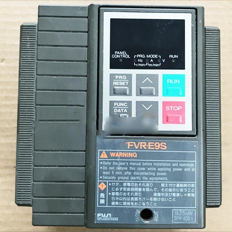 Rakuten - 【新品 東京発 ★適格請求書発行可★】FUJI 富士電機 FVR0.4E9S-4JE 0.4KW 380V用インバーター【6ヶ月保証】