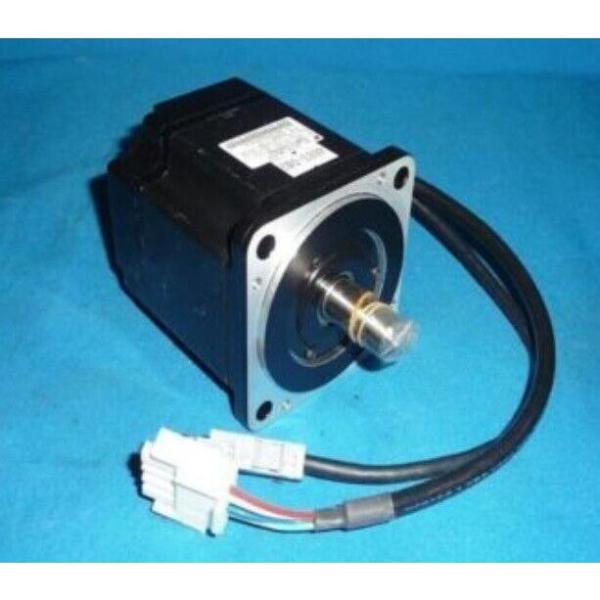 Rakuten - 【新品 東京発 ★適格請求書発行可★】YASKAWA サーボモーター SGMPH-04AAAG12B【6ヶ月保証】