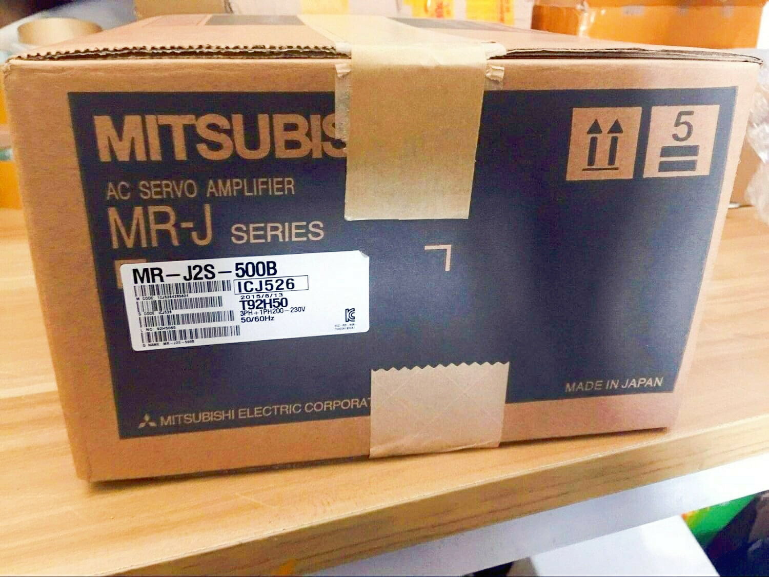 Rakuten - 【◆新品 東京発◆ 適格請求書発行可◆】MITSUBISHI 三菱電機 MR-J2S-500B ACサーボアンプ【6ヶ月保証】