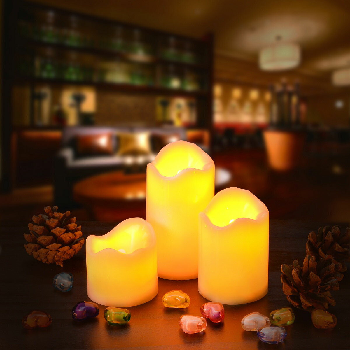 【3個セット】LEDキャンドルライト 酒場　バー　蝋燭ライト 着火不要 煙なし 安全便利 ろうそく リアル感 癒し 雰囲気 装飾用 クリスマスや誕生日パーティー、結婚式、記念日、自宅 飾り 雰囲気作り 電池式 黄色のサムネイル