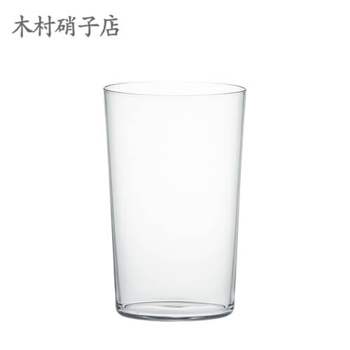 関連商品1559 小タンブラー 薄底磨×6脚セット 業務用1557 大タンブラー 薄底磨×6脚セット 業務用｜商品名｜中タンブラー 薄底磨×6脚セット 業務用｜メーカー｜木村硝子店｜品番｜1558｜製品サイズ｜口径：64mm、高さ：101mm、容量：240cc｜材質｜バリウムクリスタル｜商品特徴｜1950年代、割烹料亭や旅館からの要望を受けて木村硝子店の2代目・木村信行が作り、今に至るまで販売し続けている商品です。底面を美しく見せるために研磨をしています。2014年度のグッドデザイン賞にて、『ロングライフデザイン賞』を受賞しました。｜製造国｜日本｜関連シリーズ｜タンブラー 薄底磨｜備考｜こちらの商品は業務用の商品となり、梱包形態が簡素で専用化粧箱以外での納品の場合が多くございます。そのためギフト用でのご注文はおすすめできません。商品のお届けに関しましては正規メーカー代理店の「株式会社木村硝子店」より直送にてご納品させて頂く可能性がございます。出荷元は木村硝子店になっておりますが、グラスの破損等の配送時における事故における連絡は、「木村硝子店」ではなく当店へご連絡をお願い致します。｜メインカテゴリ｜ワイングッズ館＞グラス＞タンブラーグラス｜配送方法｜通常：宅配便（メール便不可商品）◆北海道・沖縄県への配送はお受けしておりません。ご注文確認後にご連絡の上キャンセルいたします。当店及びメーカーで欠品の場合でもご購入でいる場合がございます。欠品時の納期はメールでご連絡します。注文確認メールが届かない場合はお電話にてお知らせ致しますので届かない旨を必ずご一報下さい。◆全ての商品に返品交換の可否を記載しております。交換時に発生する諸費用はお客様のご負担となります。詳しくはご利用ガイドをご覧ください。 → ご利用ガイドへ注意こちらの商品は交換・返品不可となります。※初期不良以外のご購入者様都合の交換・返品ができません。この商品はお取り寄せになりますこちらの商品は、ご注文確認後メーカーより取り寄せとなります。他のサイトでも同時販売しておりますので、在庫更新のタイミングにより商品をご用意できない場合がございます。メーカー在庫が欠品の場合もございますので予めご了承ください。別途、メールにてご案内させていただきます。シーズン品につきましては、在庫変動が激しいため欠品の可能性がございます。お急ぎの場合は、お手数ですがご購入前に在庫のご確認をお願いいたします。