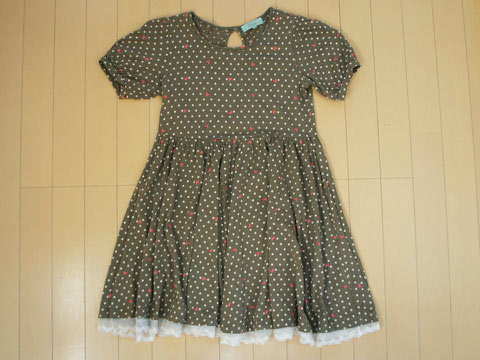 [m]リンジィ lindsay アウトレット 子供服 女の子 M 150cm 半袖 ワンピース カーキ 水玉 いちご 春 夏 ★4 ガールズ 女児 キッズ ジュニア 【中古】 ユーズド リサイクル 古着 子ども服 こども