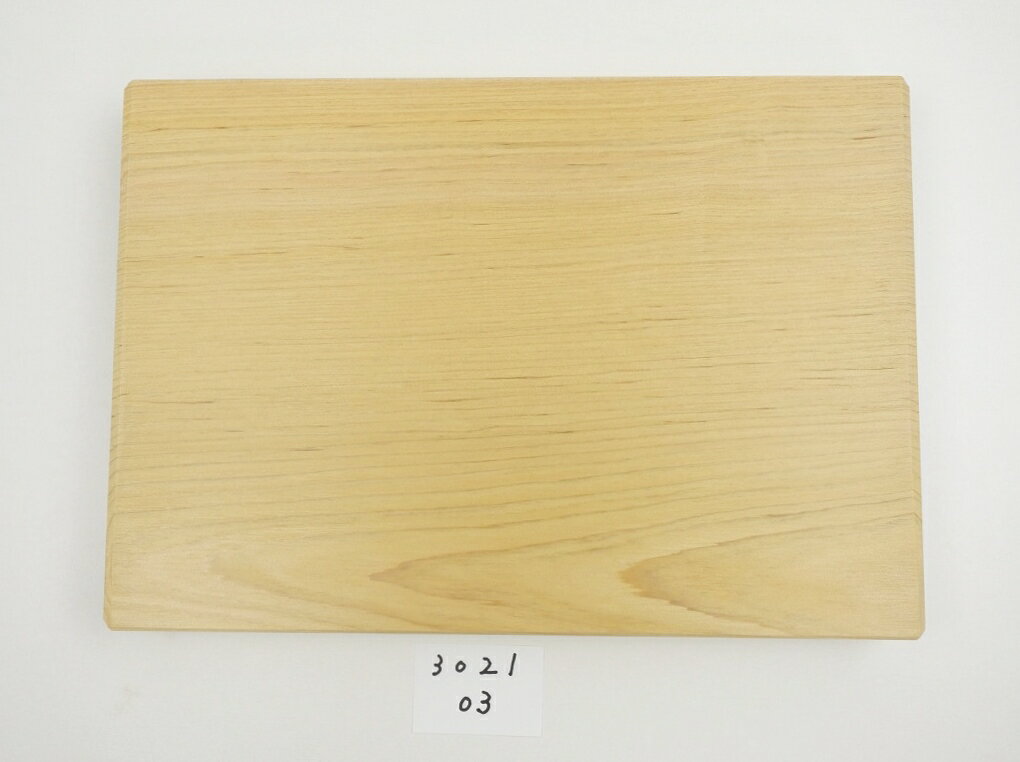 Rakuten - 【アウトレット】 青森 ひば まな板 横30cm縦21cm厚さ3.3cm ヒバ 母の日 木製 天然木 一枚板 小さい 小型 抗菌 送料無料 キッチン雑貨 キッチン用品 台所用品 WK302103 13時までにご注文確定で即日発送