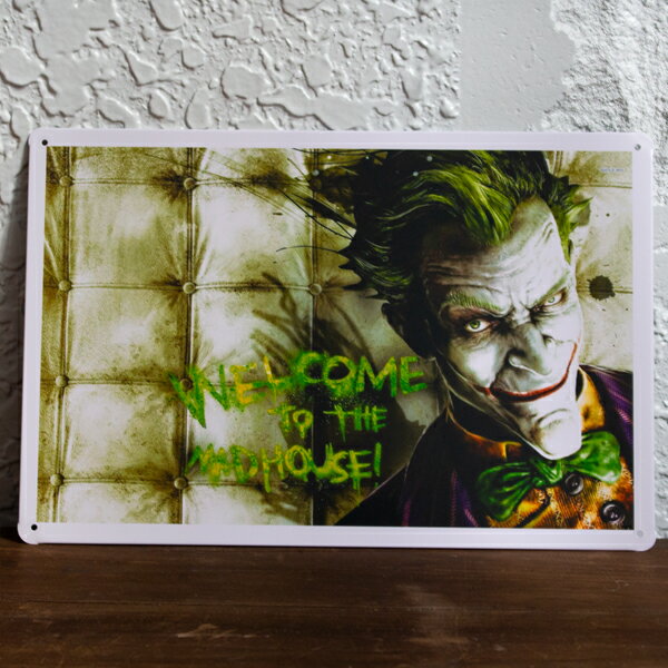 バットマン ジョーカー メタルサイン ティンサイン 30cm×20cm BATMAN Joker ■ アーカム・アサイラム 映画 インテリア 雑貨 ガレージ 壁掛け 人気 おしゃれ ブリキ看板 デザインボード TINプレート 店舗ディスプレイ