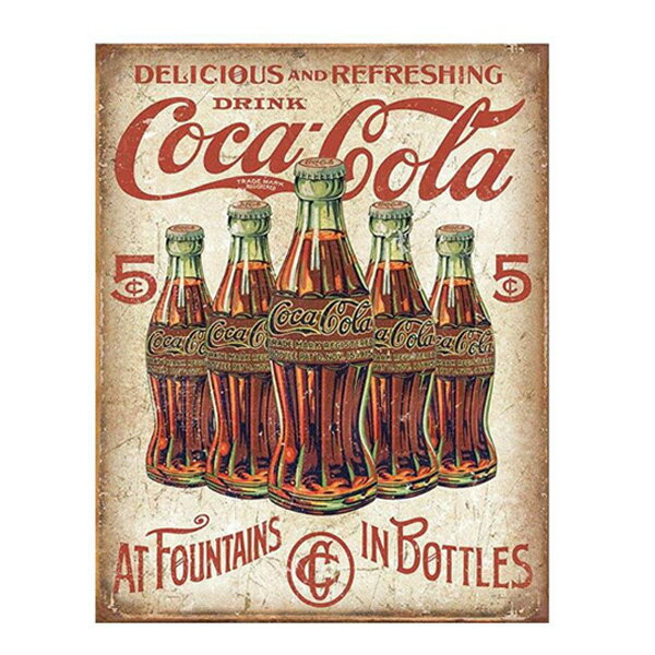 【ブリキ看板】コカコーラ AT FOUNTAINS IN BOTTLES ビンテージ調 エナメル塗装品 看板 41cm×32cm【Coca Cola 雑貨 インテリア 壁掛け ガレージ】