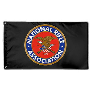 【フラッグ】"NRA（National Rifle Association）”全米ライフル協会 ロゴ フラッグ ブラック 屋内・屋外用 85cm×146cm 【ミリタリー サバゲー インテリア アメリカ雑貨 ショップ ガレージ 旗 バナー】