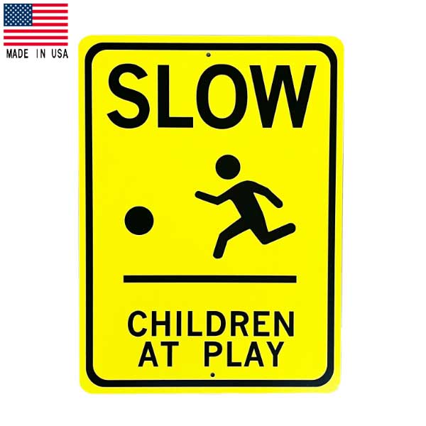 リフレクティブメタルサイン "SLOW""CHILDREN AT PLAY" 減速 子供が遊んでいます 縦61.5cm×横45.5cm アメリカ製 ■ 米国製 看板 反射 車 道路 標識 注意 アルミ製 トラフィックサイン インテリア 壁掛け ティンサイン