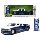 JADATOYS ミニカー 1999 CHEVROLET SILVERRADO DUALLY JUST TRUCKS with Rack and Wheels 1:24スケール スペアタイヤ タイヤラック付き ■ シボレー シルバラード デューリー ピックアップ トラック ブルー ホワイト 車 カー おもちゃ トイ コレクション