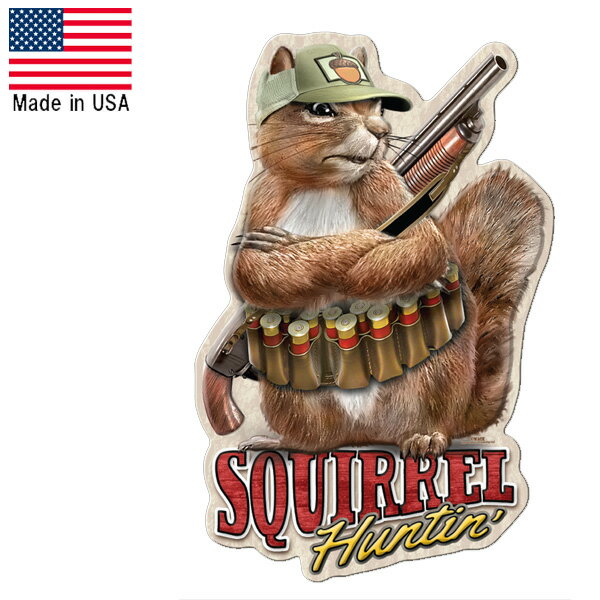 エンボス ダイカット メタルサイン "SQUIRREL Huntin'" リス 狩り 看板 縦29cm×横19cm アメリカ製 ■ ハンティング ハンター 動物 アニマル 壁掛け サイン ショップ ガレージ ブリキ看板