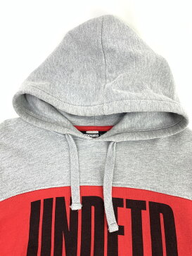 【中古】【メンズ】UNDEFEATED アンディフィーテッド LOGO PULLOVER HOOD ロゴ プルオーバー フード パーカー トップス サイズ：M カラー：グレー 万代Net店