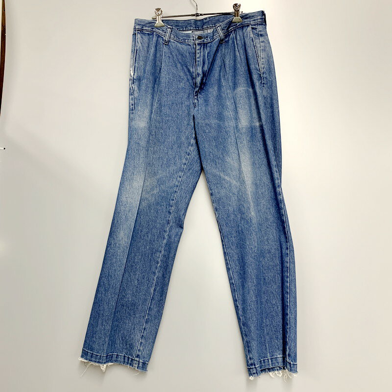 yÁzyYzLEE 2TUCK DENIM PANTS [ 2^bN fjpc {gX TCYFW33 J[FCgCfBSu[ NetX