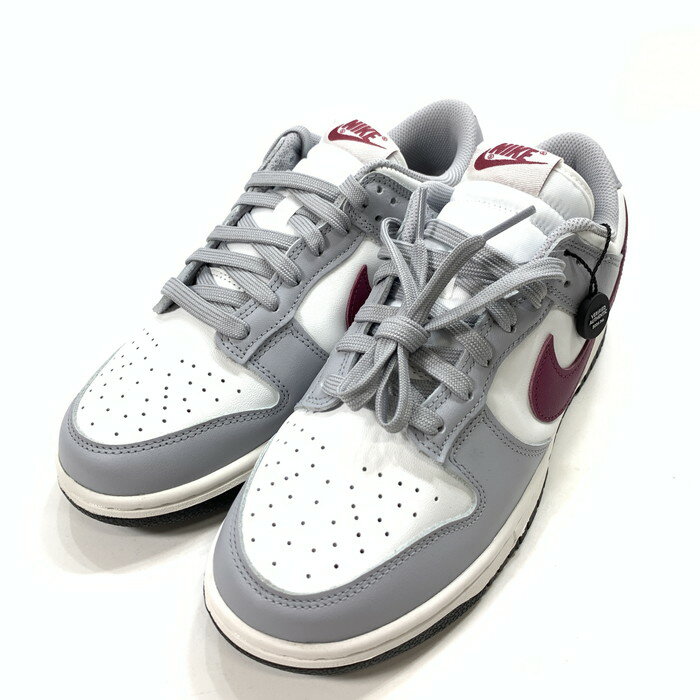 【美中古品】【メンズ/レディース】NIKE ナイキ DD1503-122 WMNS DUNK LOW ”GREY RED” ウィンメンズ ダンク ロー グレー レッド シューズ 靴 スニーカー サイズ：26.5cm カラー：グレー 灰 レッド 赤 ホワイト 白 160-230918-gm-22-fuz 万代Net店 1