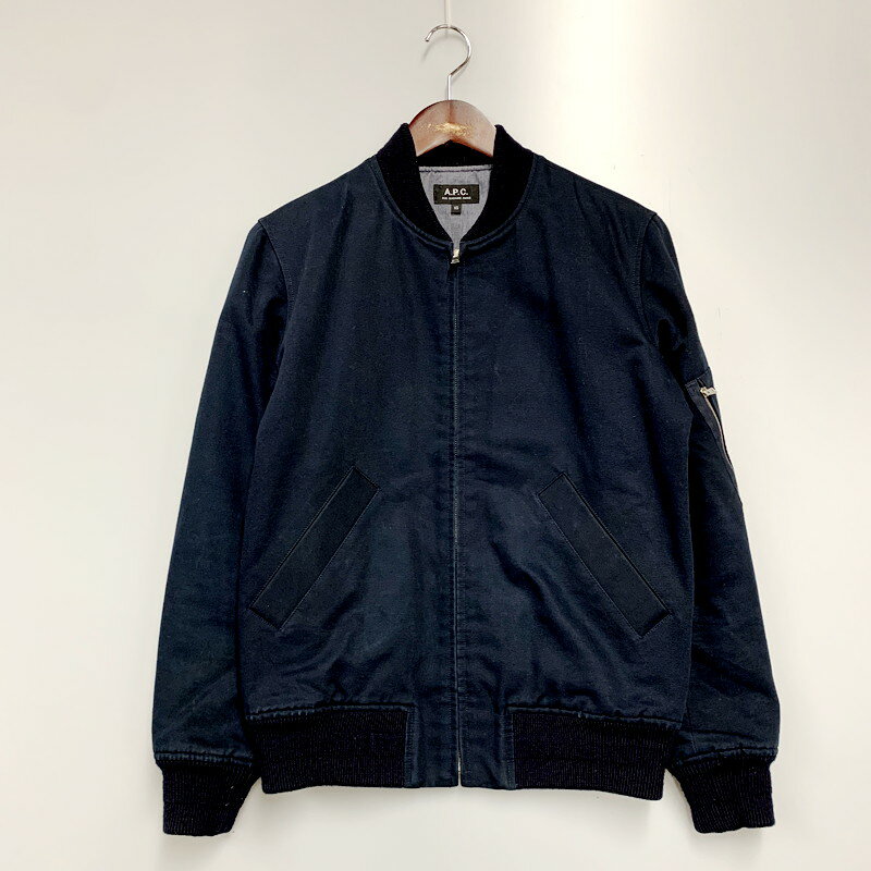 【中古】【メンズ】A.P.C.アー・ペー・セー RUE MADAME PARIS ジップブルゾン ジャケット アウター サイズ：XS カラー：ネイビー 万代Net店