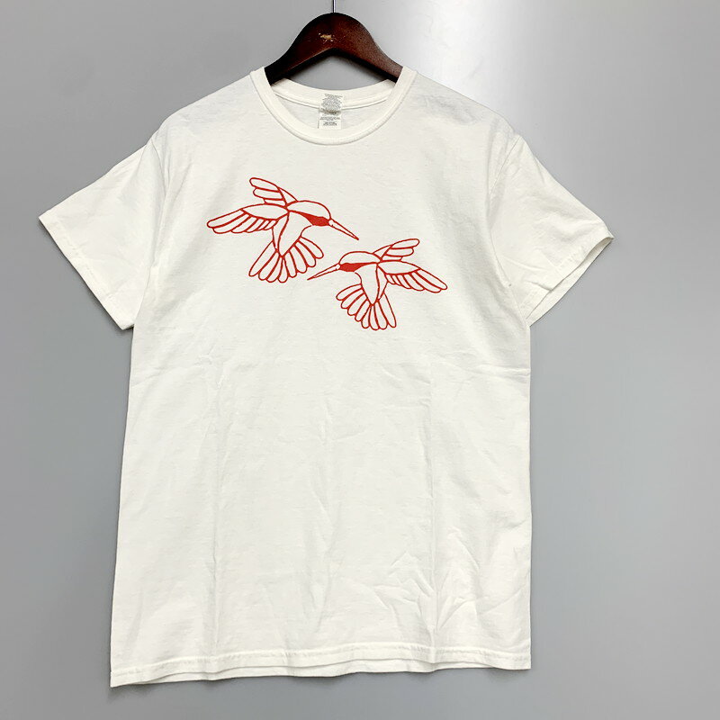 TR4 SUSPENSION HUMMING BIRD TEE ティーアール サスペンション ハミングバードTシャツ プリント 半袖 トップス サイズ：M カラー：ホワイト 万代Net店