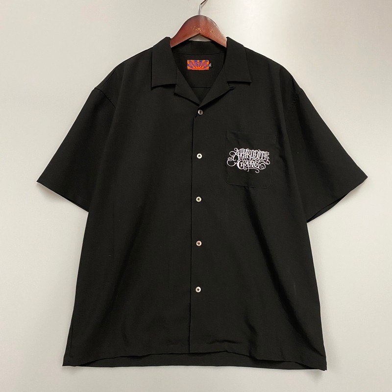 yÁzyYzBUDSPOOL CLASSIC LOGO S/S OPEN COLLAR SHIRT obYv[  J Vc gbvX TCYFXL J[FubN NetX