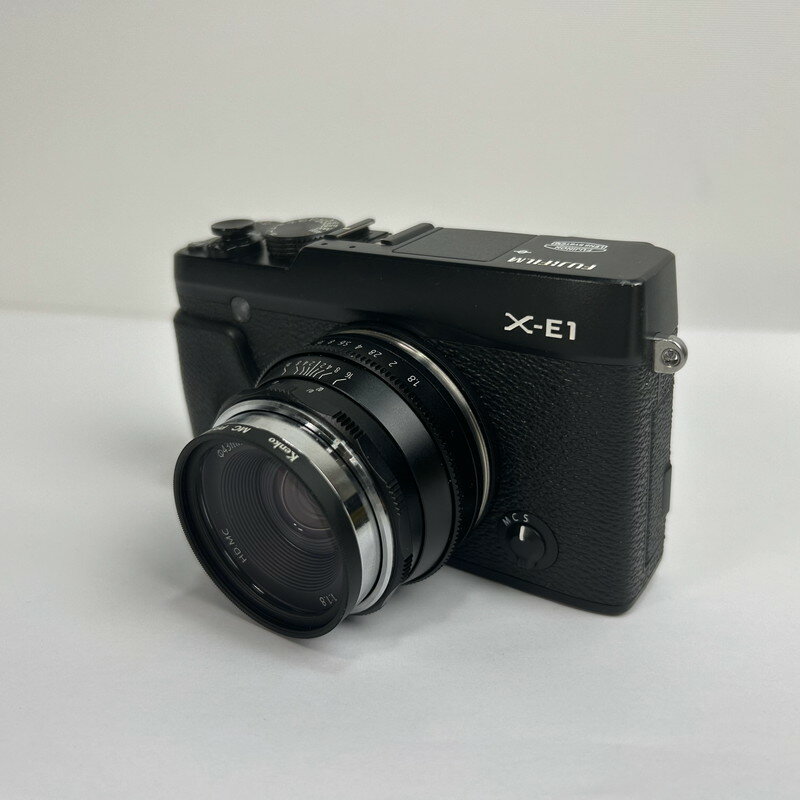 YASHICA デジフィルムカメラ Y35 with digiFilm6本セット YAS-DFCY35-P01 カメラ本体 コンパクトカメラ[▲][AS]