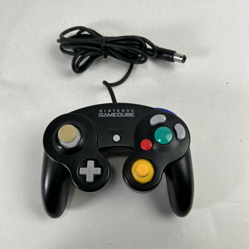 商品概要 管理番号2100050000765833 状態ランクB 品質 / 内容 B.中古品につき多少の使用感がございます。 使用感有り 動作確認済 【購入前にご確認ください】 ■あくまでも中古の買取商品となりますため、ご理解の上ご購入ください。 ■商品状態は可能な範囲で確認しておりますが、中古品の特性上、画像や説明に記載しきれない場合がございます。 　※ご不明点がございましたらお気軽にお問合せくださいませ。 ■商品によっては店頭にて同時販売している商品となり、陳列による多少のダメージが発生する場合がございます。 ■神経質な方はご購入をお控えください。 サイズ サイズ表はこちら 付属品 商品画像にある物で全てです 領収書ご希望のお客様へ当店では領収書の発行は行っておりません。予めご了承ください。 領収書につきまして詳しくは以下、URL先をご参照ください。 領収書ご希望のお客様へ 発送元店舗万代札幌藤野店