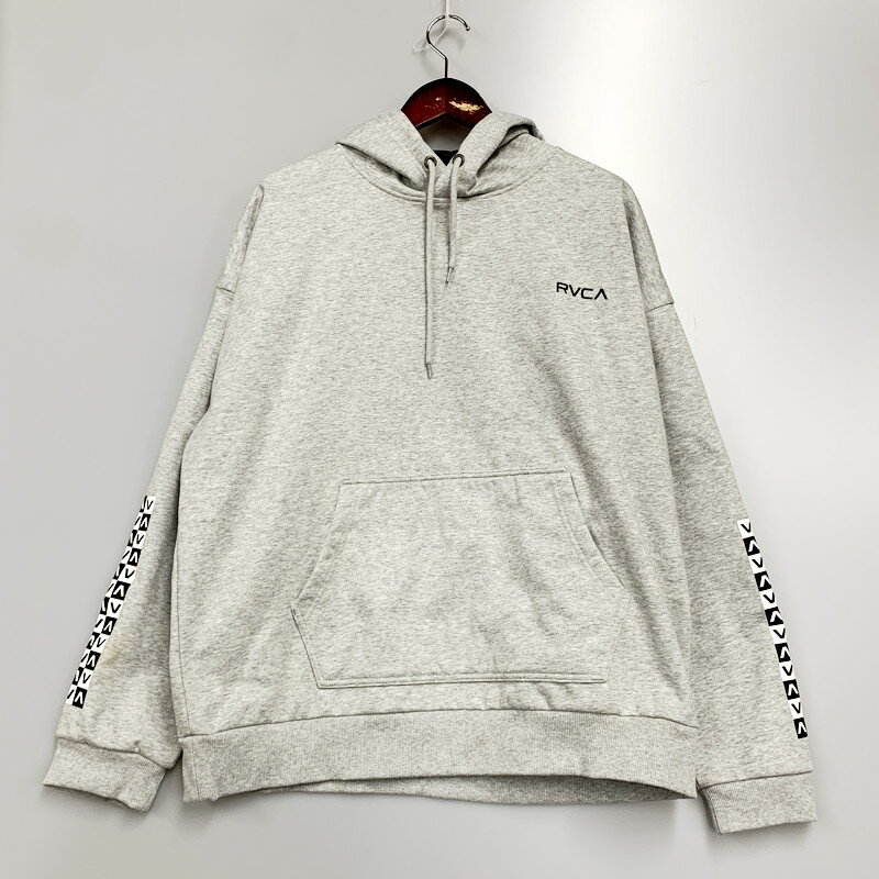 【中古】【メンズ】 RVCA CHECKER HOODIE BD042048 ルーカ チェッカーフーディー パーカー 長袖 ロゴ 刺繍 プリント トップス 142-240604-ay-12-izu サイズ：M カラー：グレー 万代Net店