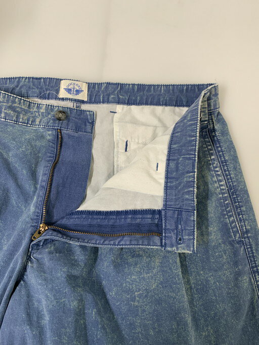 【中古品】【メンズ】 DOCKERS ドッカーズ 00S 2-TUCK CHEMICAL WASH TROUSERS 2－タック ケミカル ウォッシュ トラウザーズ メンズ パンツ 157-250109-em-24-min サイズ：W34 L29 カラー：インディゴ 万代Net店