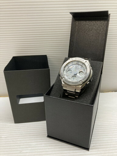 【中古品】【メンズ】 G-SHOCK ジーショック GST-W110D-7AJF Gスチール シルバー文字盤 電波ソーラー 腕時計 196-250708-AS-39-min カラー:シルバー 万代Net店 【中古品】【メンズ】 G-SHOCK ジーショック GST-W110D-7AJF Gスチール シルバー文字盤 電波ソーラー 腕時計 196-250708-AS-39-min カラー:シルバー 万代Net店