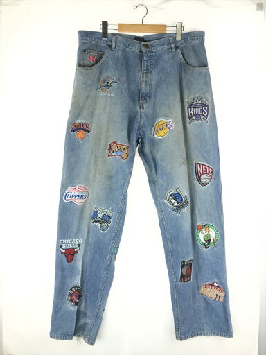 【現状渡し品】【メンズ】 UNK アンク NBAワッペン デニムパンツ ボトムス 153-241120-yk-04-tag サイズ:38 カラー:ライトインディゴ 万代Net店 【現状渡し品】【メンズ】 UNK アンク NBAワッペン デニムパンツ ボトムス 153-241120-yk-04-tag サイズ:38 カラー:ライトインディゴ 万代Net店