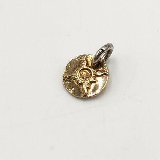 【中古品】【メンズ】 FIRST ARROW's ファーストアローズ ALL-K18 メタル(S) D-227 アクセサリー ペンダントトップ ネイティブジュエリー 191-250215-kk-03-tei カラー:ゴールド 万代Net店 【中古品】【メンズ】 FIRST ARROW's ファーストアローズ ALL-K18 メタル(S) D-227 アクセサリー ペンダントトップ ネイティブジュエリー 191-250215-kk-03-tei カラー:ゴールド 万代Net店