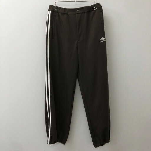 【中古品】【メンズ】 UMBRO アンブロ × BELPER ベルパー × M TO R ムウトアール 別注 コラボ 24SS JERSEY TRACK PANTS MYS-04000-A ジャージ トラックパンツ ボトムス 159-250306-kk-30-tei サイズ:L カラー:ブラウン 万代Net店 【中古品】【メンズ】 UMBRO アンブロ × BELPER ベルパー × M TO R ムウトアール 別注 コラボ 24SS JERSEY TRACK PANTS MYS-04000-A ジャージ トラックパンツ ボトムス 159-250306-kk-30-tei サイズ:L カラー:ブラウン 万代Net店