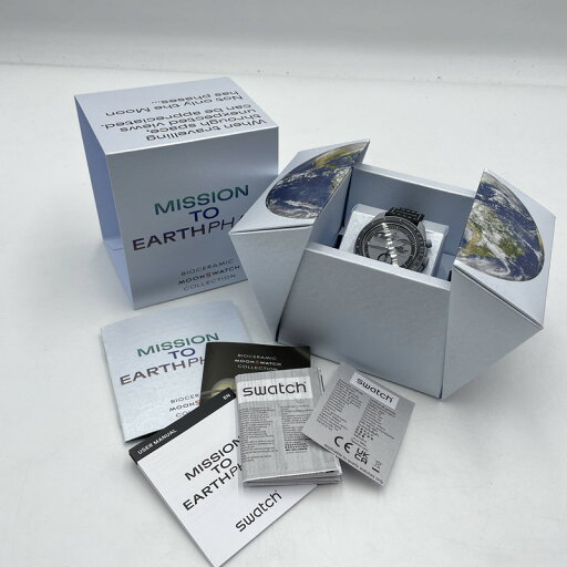 【中古品】【メンズ】 OMEGA オメガ × SWATCH スウォッチ 別注 コラボ BIO CERAMIC MISSION TO EARTH PHASE SO33M700 バイオセラミック ミッション トゥ アースフェイズ クロノグラフ 腕時計 197-250730-yo-05-tei カラー:グレー 万代Net店 【中古品】【メンズ】 OMEGA オメガ × SWATCH スウォッチ 別注 コラボ BIO CERAMIC MISSION TO EARTH PHASE SO33M700 バイオセラミック ミッション トゥ アースフェイズ クロノグラフ 腕時計 197-250730-yo-05-tei カラー:グレー 万代Net店