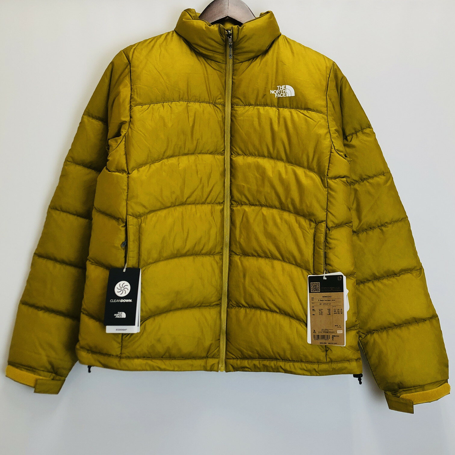  THE NORTH FACE ザ・ノースフェイス THE NORTH FACE NDW92242 ジップインマグネ アコンカグアジャケット 170-240406-tom サイズ：XL カラー：ゴールド 万代Net店